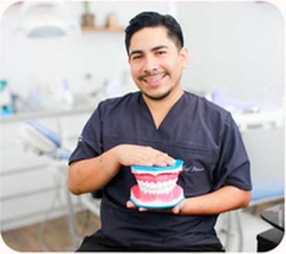 Retrato profesional de especialista dental